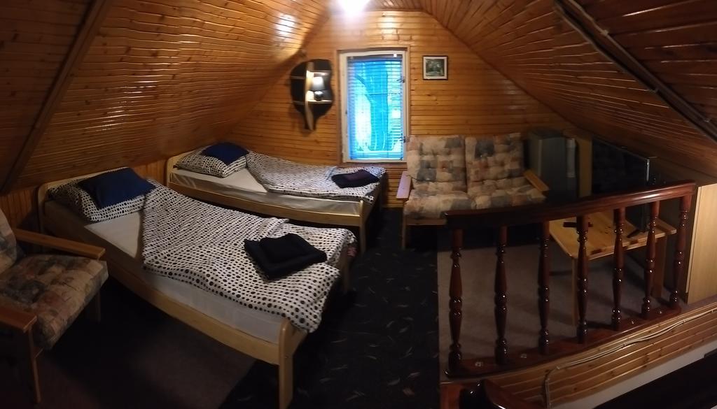 Napsugar Vendeghaziko Apartment Oroshaza Bagian luar foto